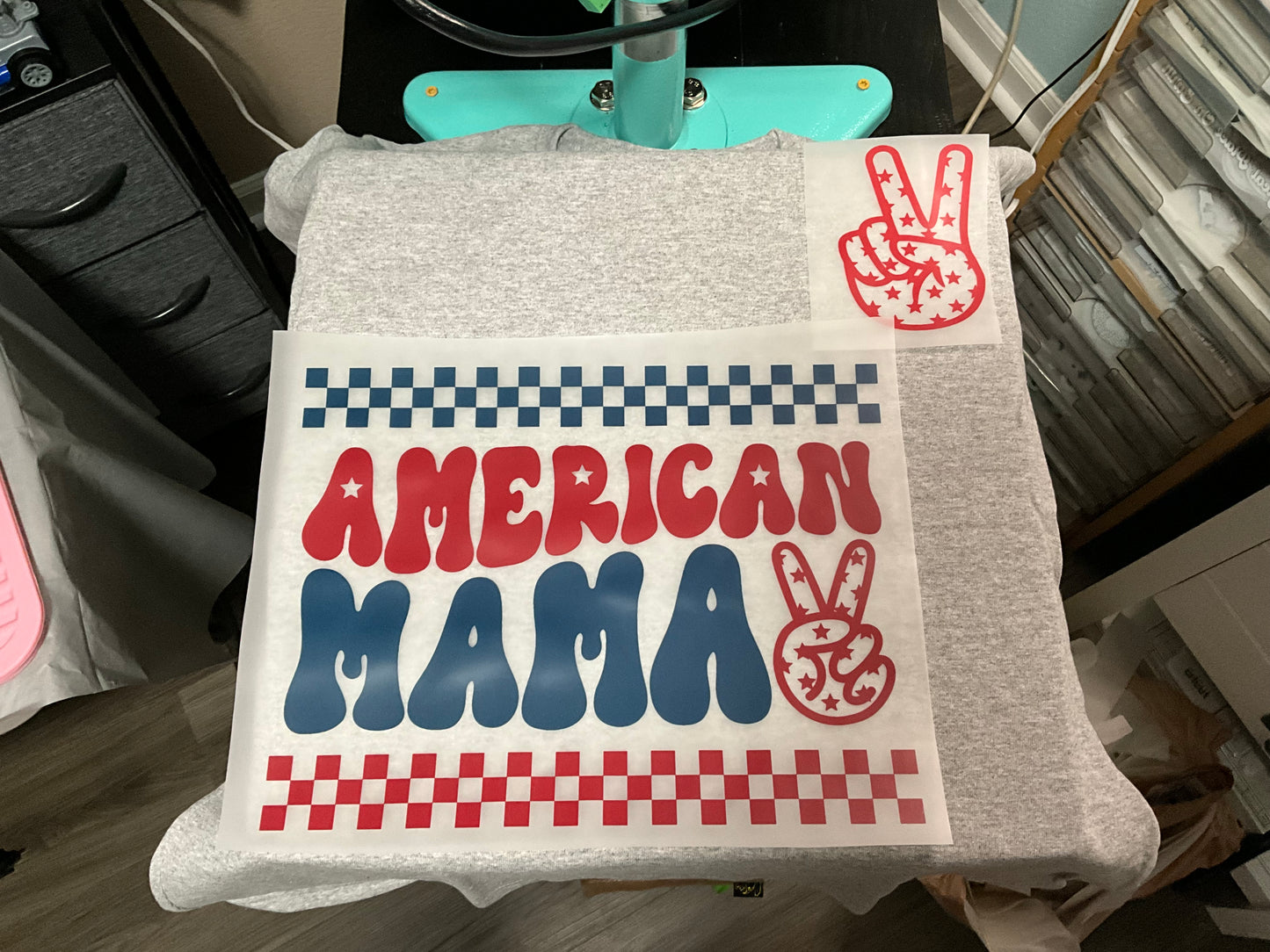 American MAMA t-shirt ( large back design - small front design )